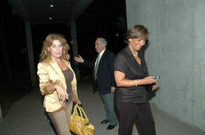 centre-signature-hariri-20061011-002