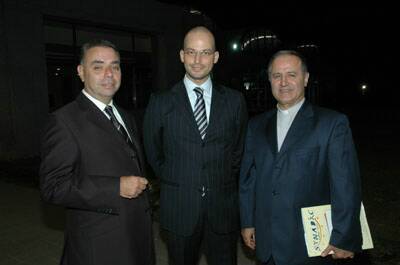 centre-signature-hariri-20061011-003
