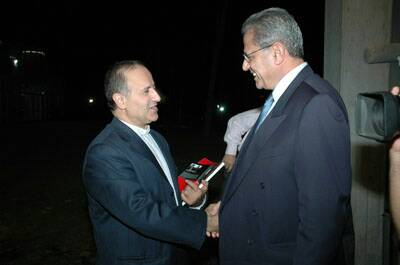 centre-signature-hariri-20061011-005