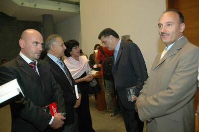 centre-signature-hariri-20061011-013