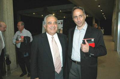 centre-signature-hariri-20061011-019