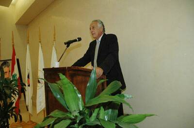 centre-signature-hariri-20061011-035