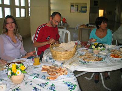 educ-moy-pd-20051029-28