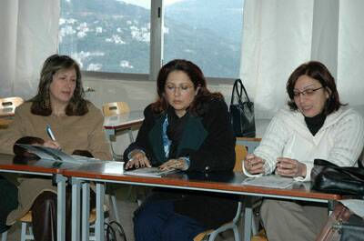 educ-matspirit-20051223-15