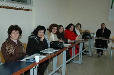 educ-matspirit-20051223-22