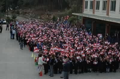 pc-drapo-20041119-07