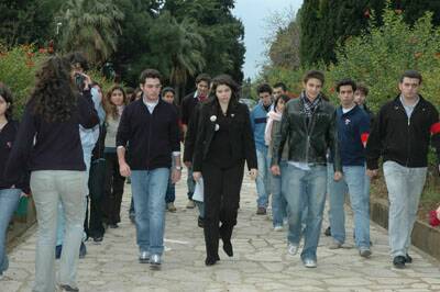 ter-cedre-promo05-gebrantueini-20051219-01