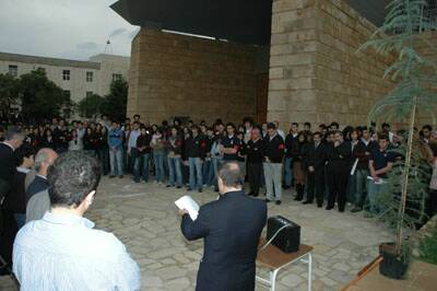 ter-cedre-promo05-gebrantueini-20051219-15