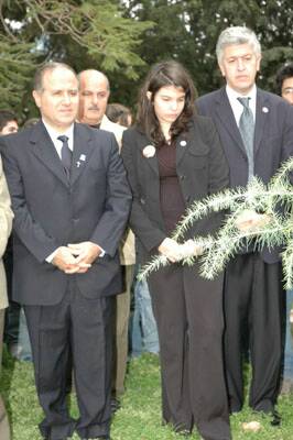 ter-cedre-promo05-gebrantueini-20051219-32