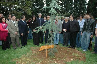 ter-cedre-promo05-gebrantueini-20051219-33