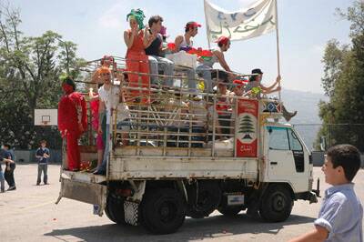 ter-defile-20060511-09