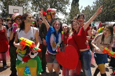 ter-defile-20060511-44